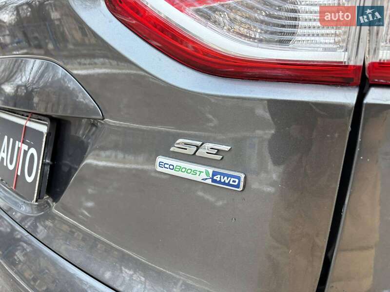 Внедорожник / Кроссовер Ford Escape 2015 в Николаеве