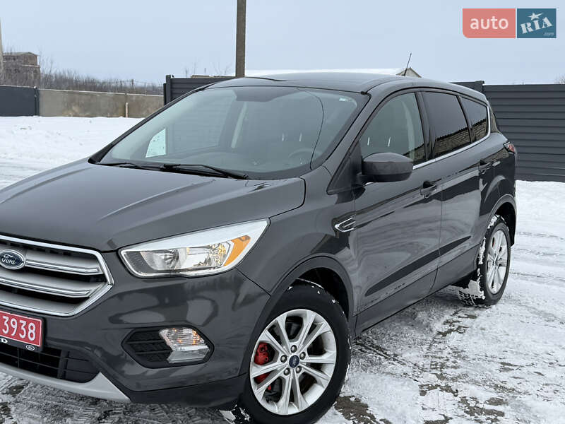 Позашляховик / Кросовер Ford Escape 2018 в Дубні