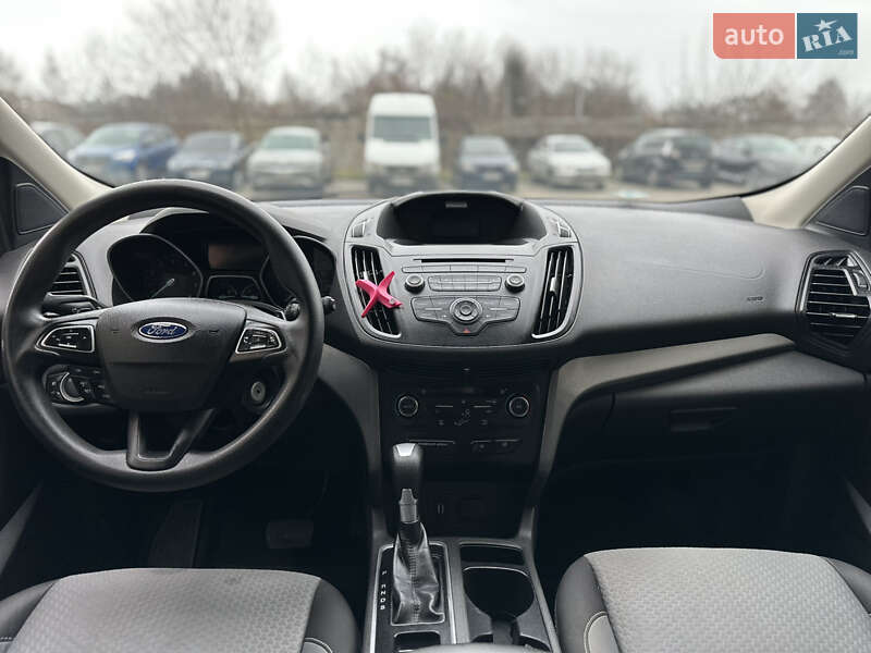 Позашляховик / Кросовер Ford Escape 2016 в Львові фото 27 Позашляховик / Кросовер Ford Escape 2016 в Львові