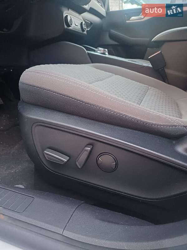 Внедорожник / Кроссовер Ford Escape 2019 в Стрые фото 17 Внедорожник / Кроссовер Ford Escape 2019 в Стрые