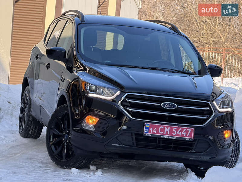 Позашляховик / Кросовер Ford Escape 2018 в Дрогобичі