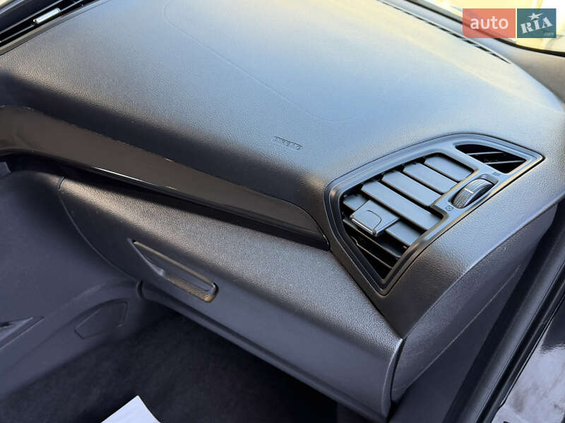 Позашляховик / Кросовер Ford Escape 2018 в Дрогобичі