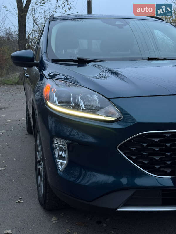 Позашляховик / Кросовер Ford Escape 2019 в Первомайську фото 14 Позашляховик / Кросовер Ford Escape 2019 в Первомайську