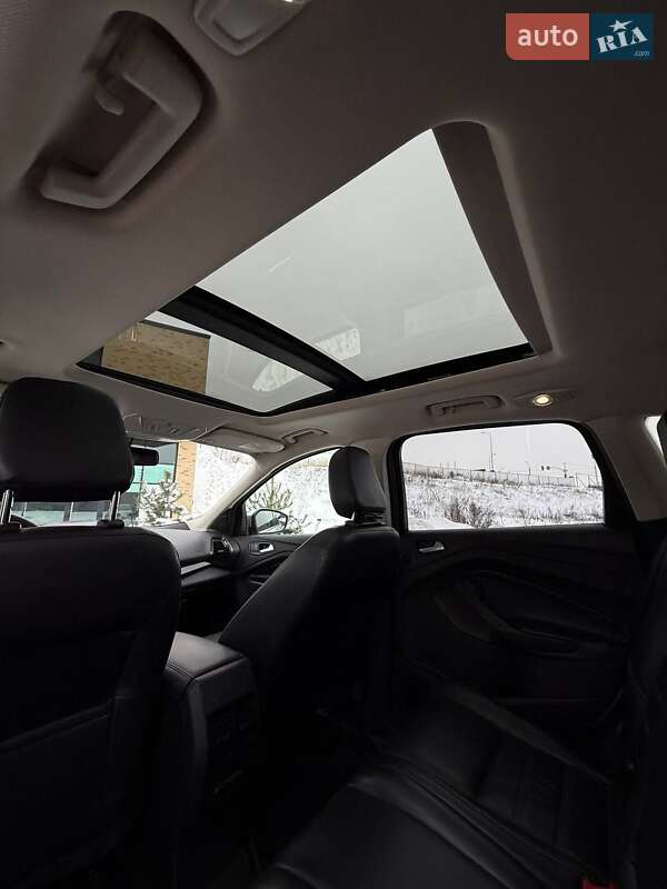 Внедорожник / Кроссовер Ford Escape 2018 в Хмельницком