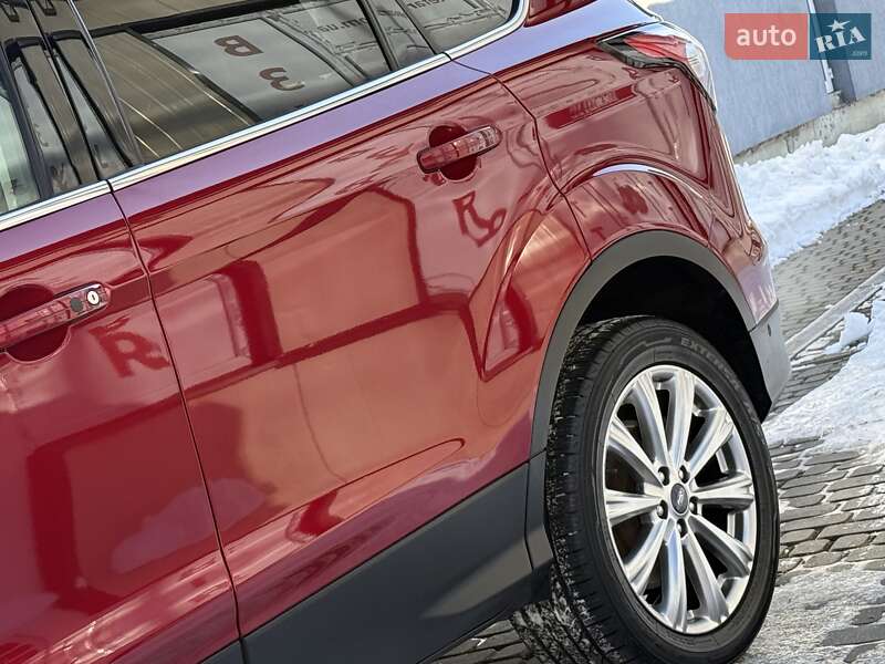 Позашляховик / Кросовер Ford Escape 2019 в Дрогобичі