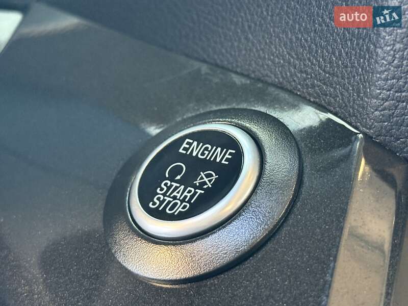 Позашляховик / Кросовер Ford Escape 2019 в Дрогобичі