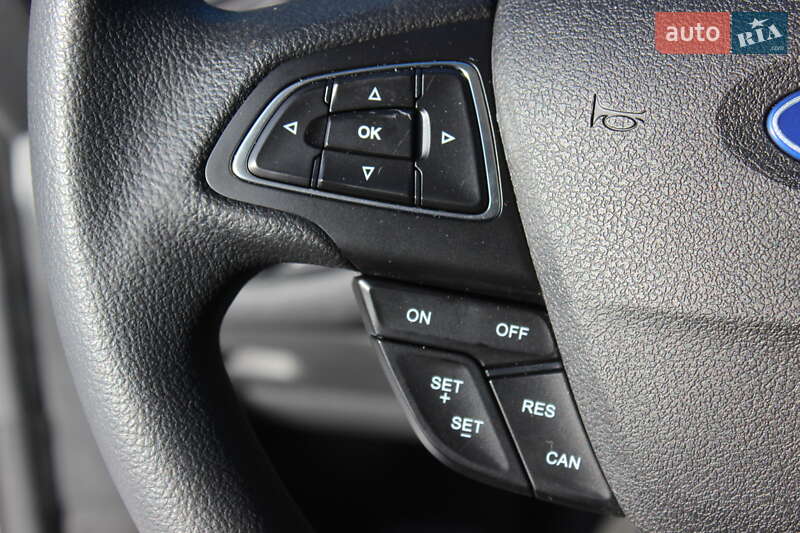 Позашляховик / Кросовер Ford Escape 2018 в Дніпрі