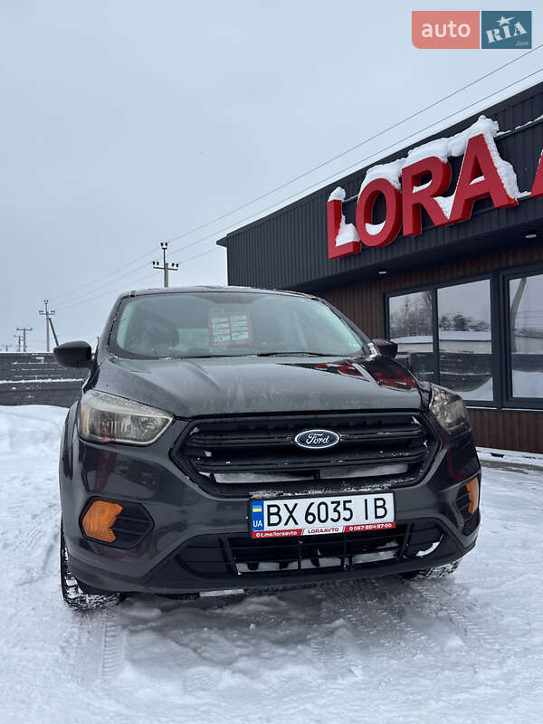 Внедорожник / Кроссовер Ford Escape 2016 в Остроге фото 5 Внедорожник / Кроссовер Ford Escape 2016 в Остроге