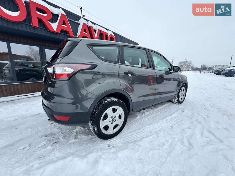 Внедорожник / Кроссовер Ford Escape 2016 в Остроге фото 8 Внедорожник / Кроссовер Ford Escape 2016 в Остроге