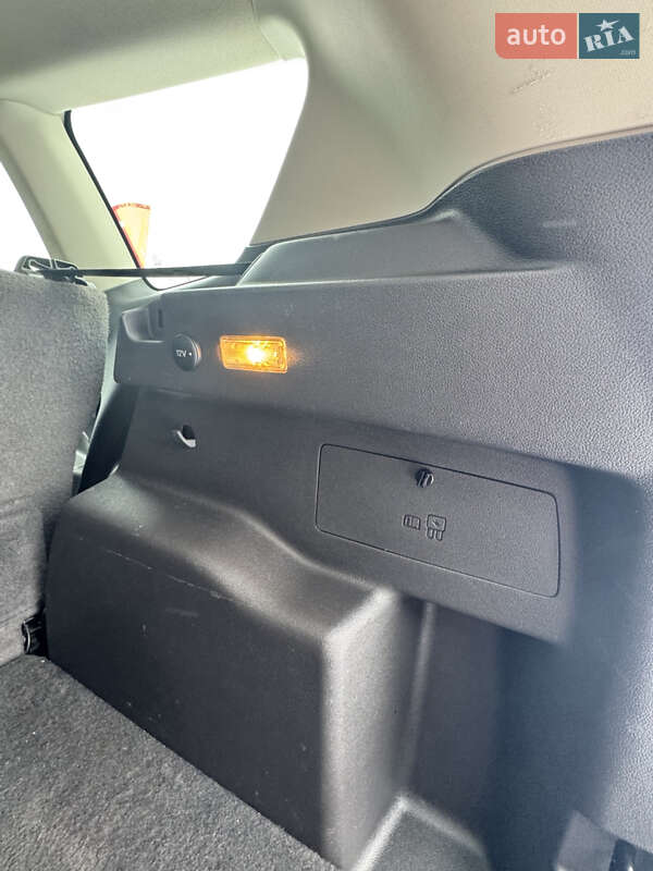 Внедорожник / Кроссовер Ford Escape 2016 в Остроге фото 31 Внедорожник / Кроссовер Ford Escape 2016 в Остроге