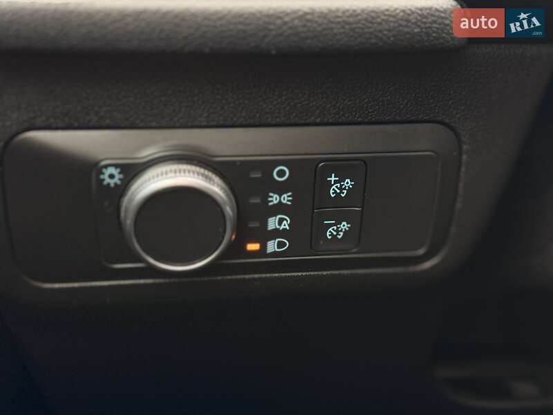 Внедорожник / Кроссовер Ford Escape 2020 в Киеве фото 21 Внедорожник / Кроссовер Ford Escape 2020 в Киеве