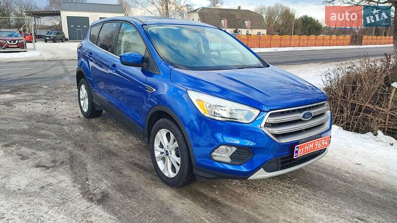 Позашляховик / Кросовер Ford Escape 2017 в Дубні фото 3 Позашляховик / Кросовер Ford Escape 2017 в Дубні