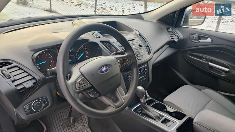 Позашляховик / Кросовер Ford Escape 2017 в Дубні фото 12 Позашляховик / Кросовер Ford Escape 2017 в Дубні