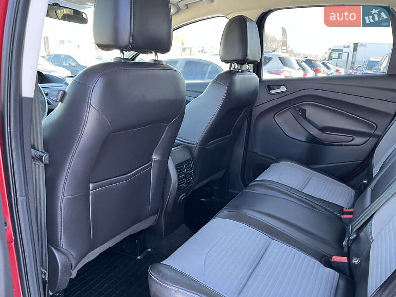 Позашляховик / Кросовер Ford Escape 2017 в Львові