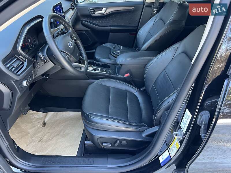 Внедорожник / Кроссовер Ford Escape 2020 в Днепре фото 47 Внедорожник / Кроссовер Ford Escape 2020 в Днепре