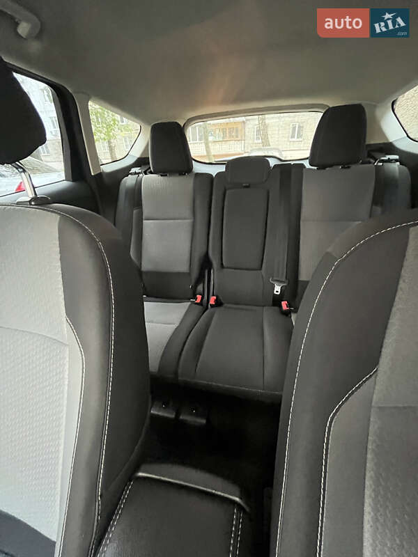 Внедорожник / Кроссовер Ford Escape 2016 в Черкассах