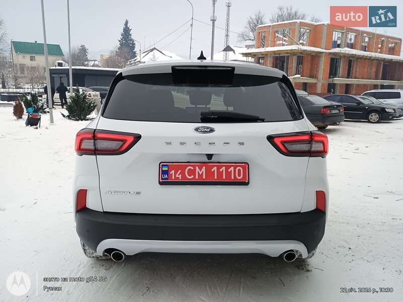 Внедорожник / Кроссовер Ford Escape 2023 в Хусте