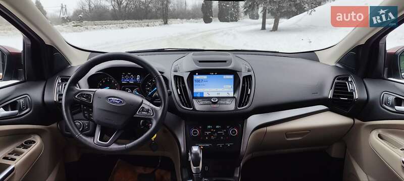 Позашляховик / Кросовер Ford Escape 2018 в Дубні фото 58 Позашляховик / Кросовер Ford Escape 2018 в Дубні