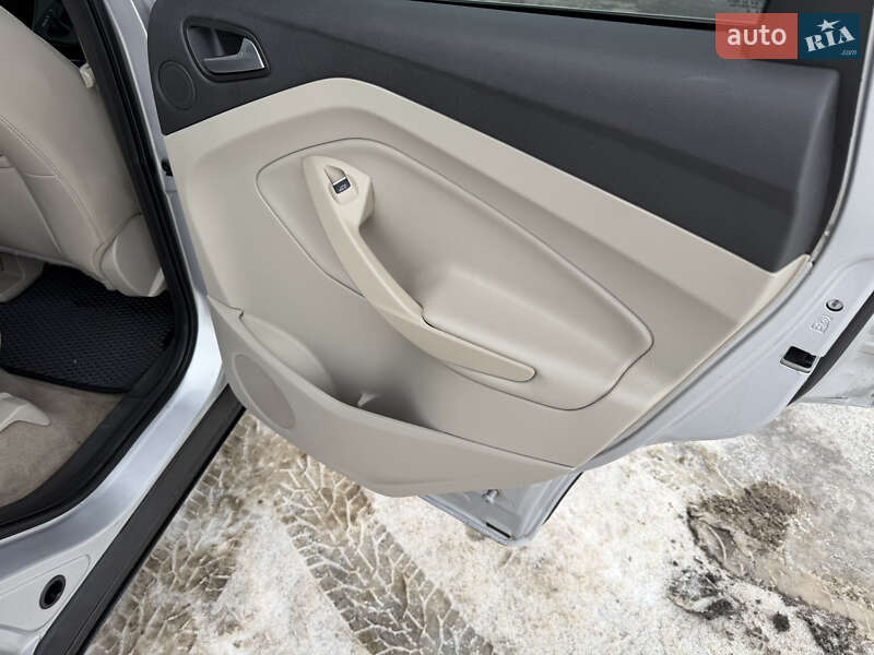 Позашляховик / Кросовер Ford Escape 2016 в Вінниці фото 67 Позашляховик / Кросовер Ford Escape 2016 в Вінниці