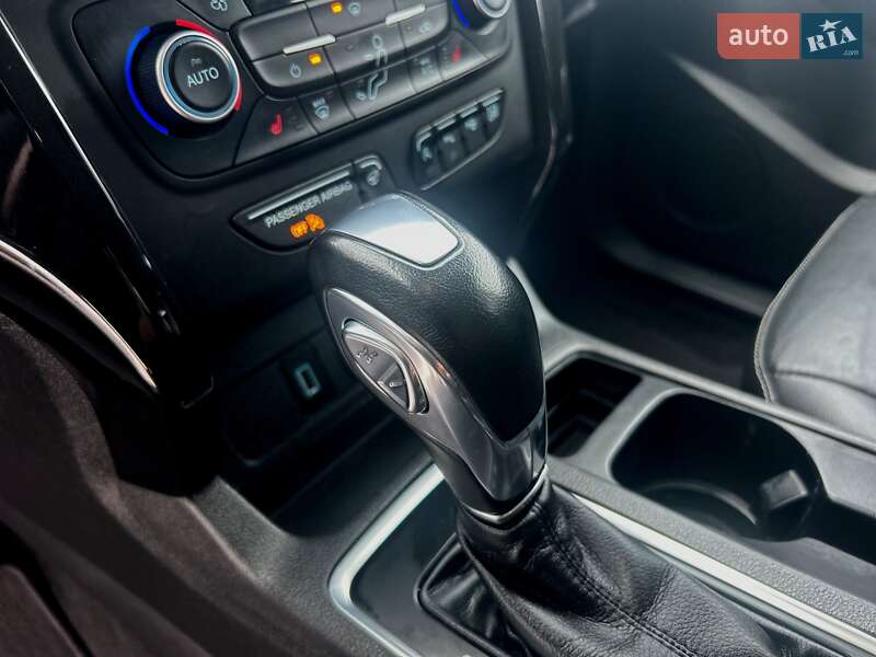 Позашляховик / Кросовер Ford Escape 2019 в Житомирі