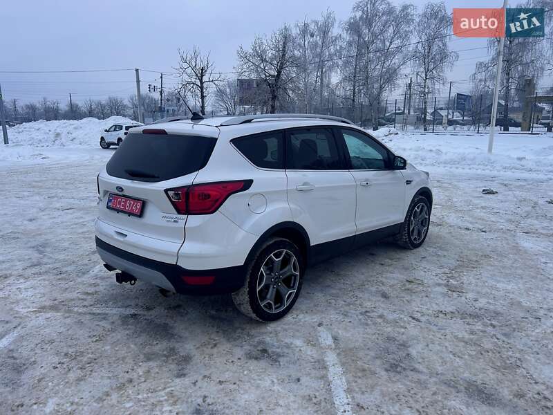 Позашляховик / Кросовер Ford Escape 2019 в Житомирі