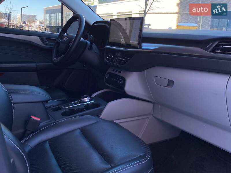 Позашляховик / Кросовер Ford Escape 2023 в Львові фото 16 Позашляховик / Кросовер Ford Escape 2023 в Львові