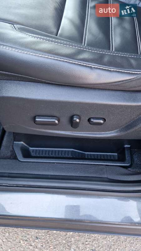 Внедорожник / Кроссовер Ford Escape 2017 в Николаеве фото 21 Внедорожник / Кроссовер Ford Escape 2017 в Николаеве