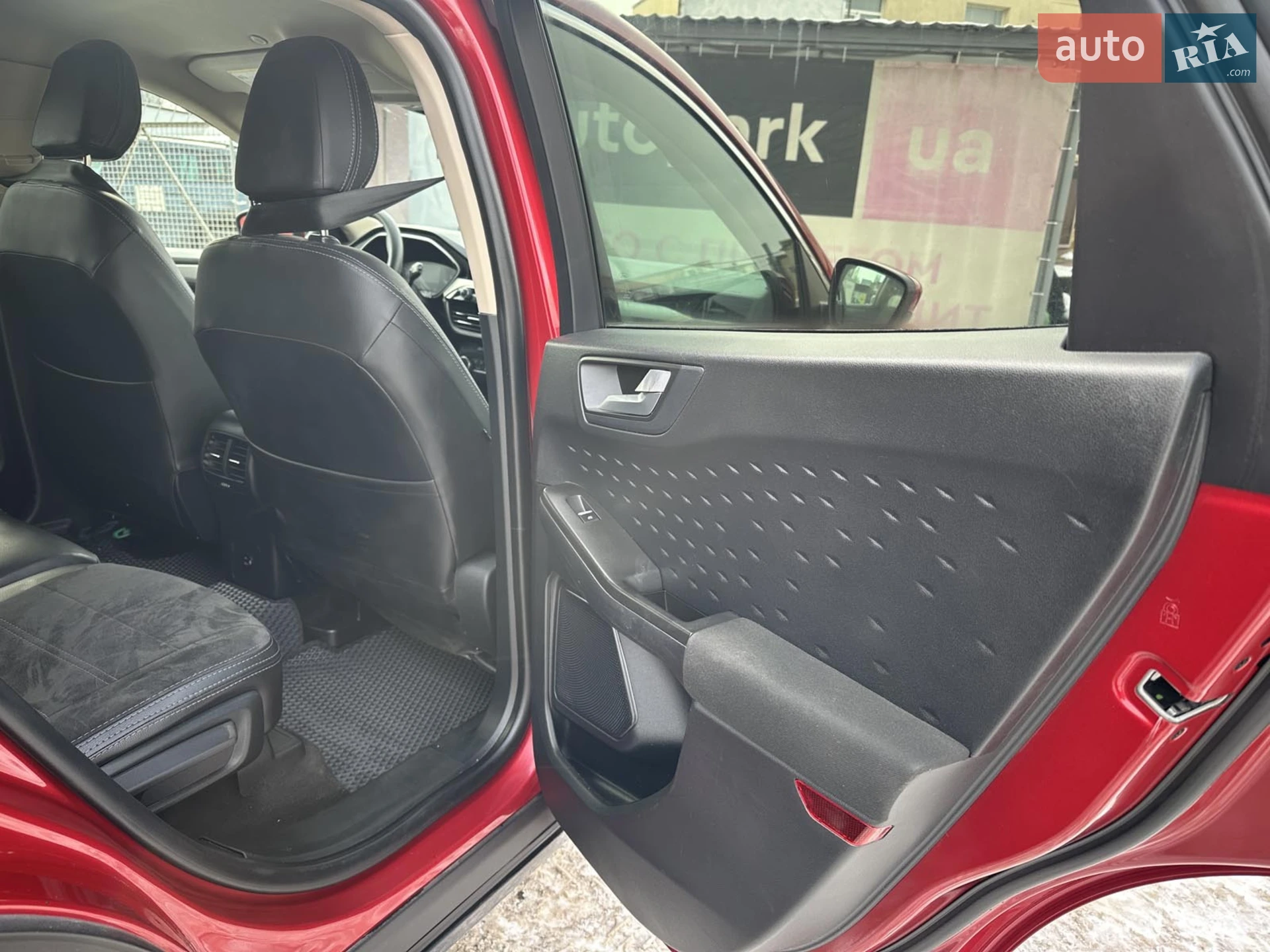 2020 Ford Escape - мініатюра 18