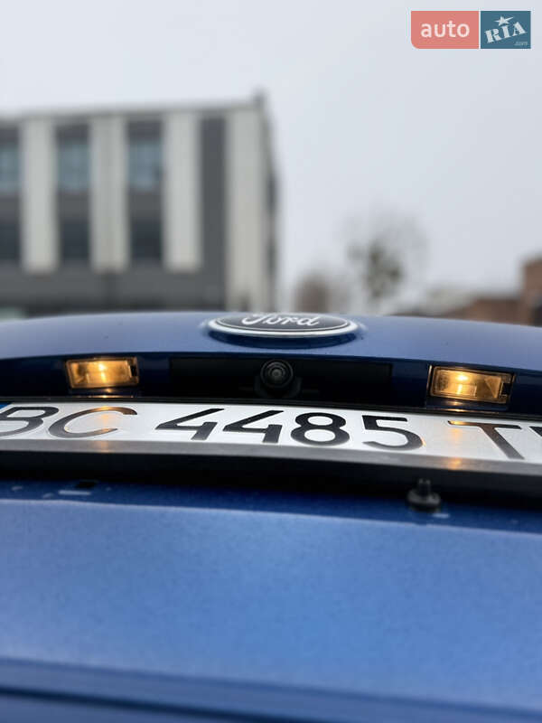 Позашляховик / Кросовер Ford Escape 2018 в Львові