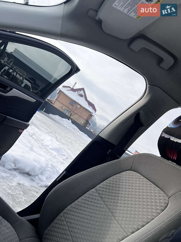 Позашляховик / Кросовер Ford Escape 2022 в Ужгороді