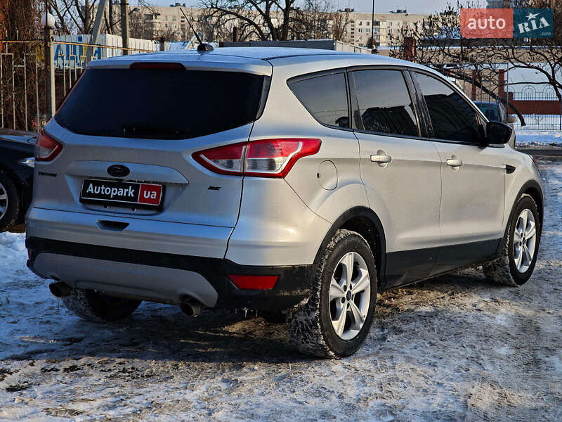Внедорожник / Кроссовер Ford Escape 2015 в Харькове