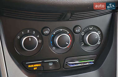 Внедорожник / Кроссовер Ford Escape 2015 в Харькове
