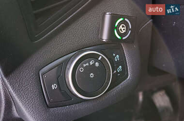 Внедорожник / Кроссовер Ford Escape 2015 в Харькове