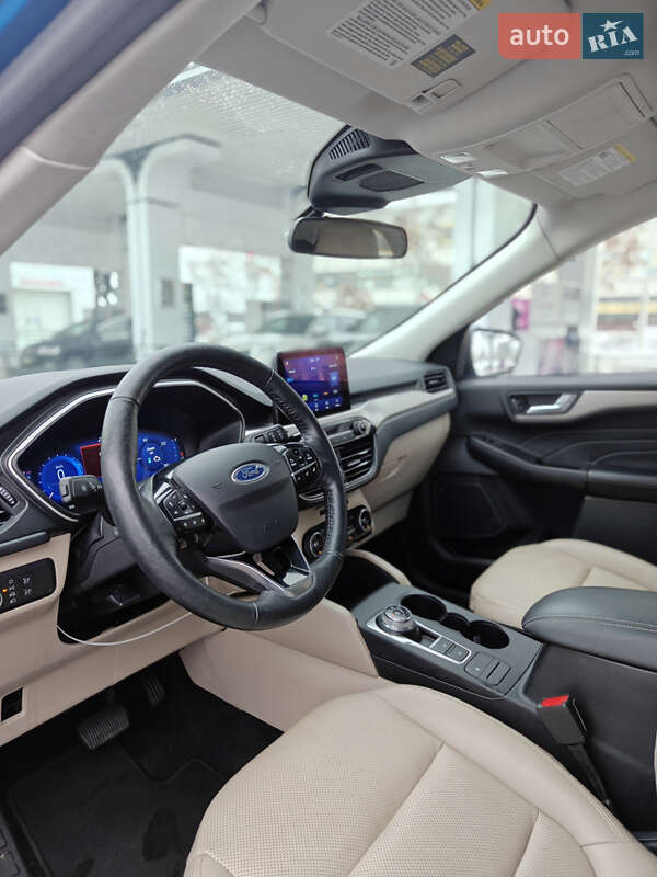 Позашляховик / Кросовер Ford Escape 2021 в Києві