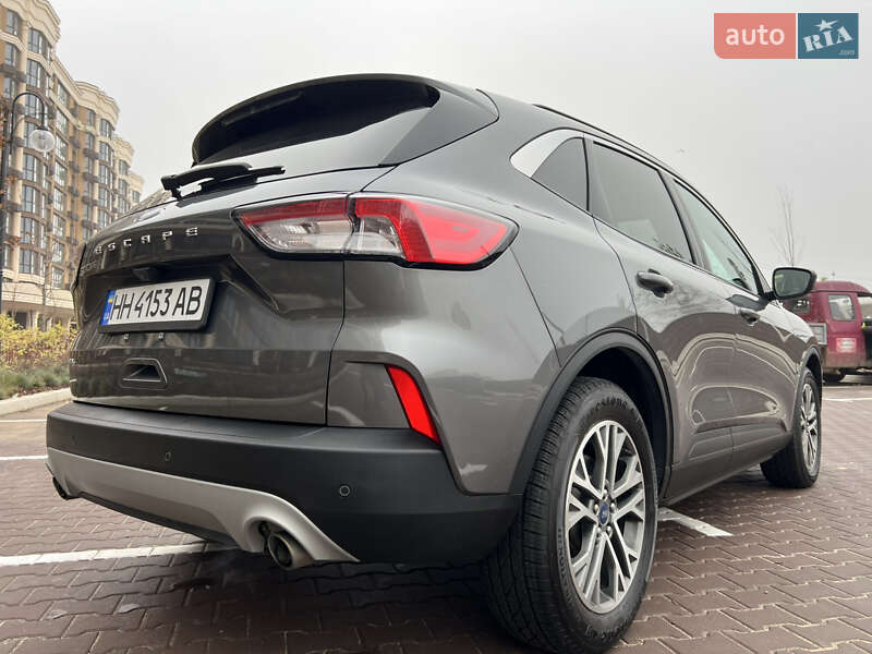 Позашляховик / Кросовер Ford Escape 2021 в Києві