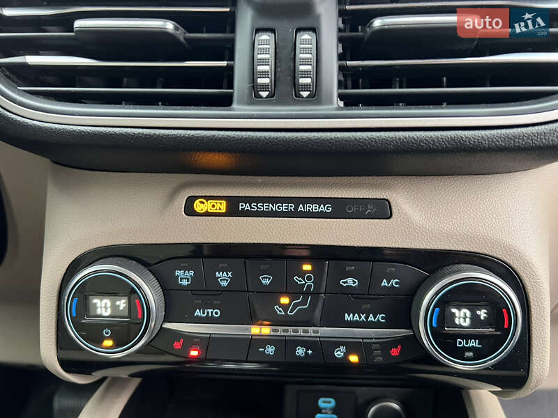 Позашляховик / Кросовер Ford Escape 2021 в Києві