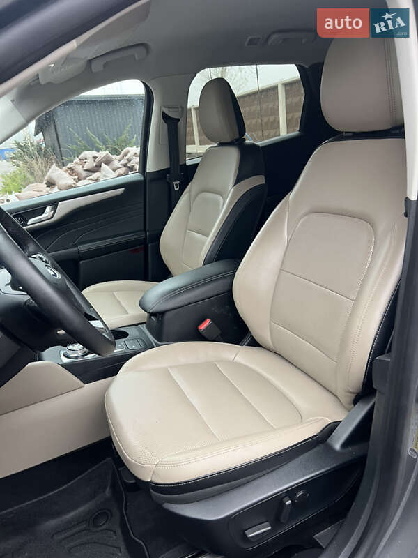 Позашляховик / Кросовер Ford Escape 2021 в Києві