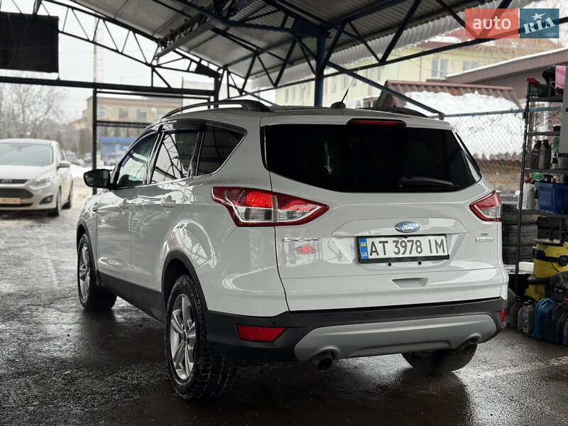 Внедорожник / Кроссовер Ford Escape 2014 в Ивано-Франковске