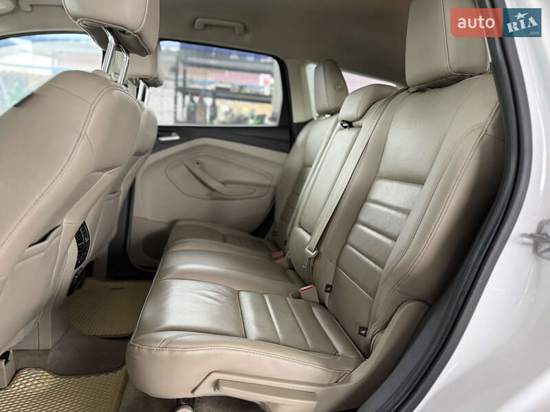 Внедорожник / Кроссовер Ford Escape 2014 в Ивано-Франковске