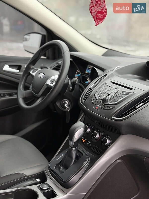 Внедорожник / Кроссовер Ford Escape 2016 в Лубнах фото 43 Внедорожник / Кроссовер Ford Escape 2016 в Лубнах
