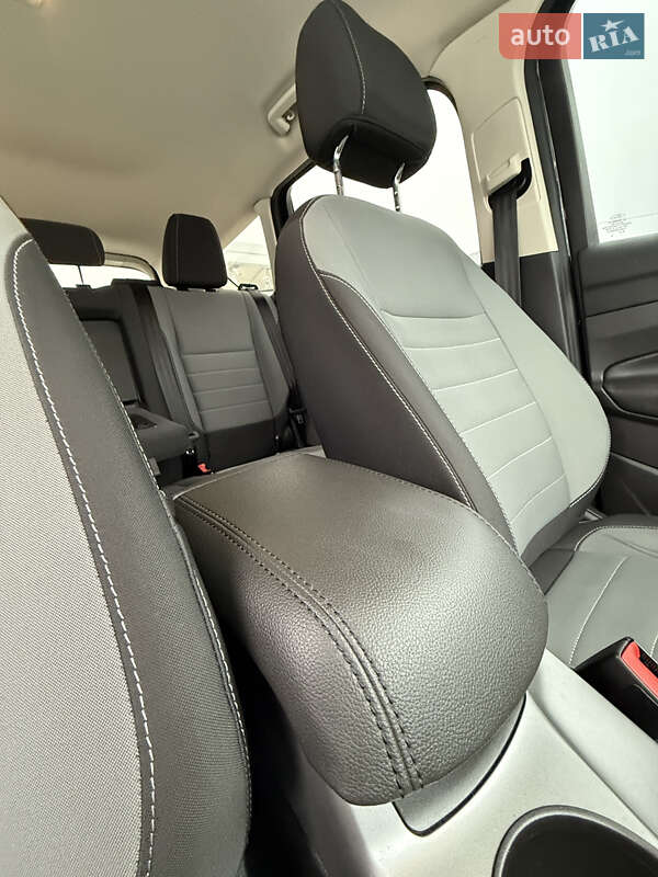 Внедорожник / Кроссовер Ford Escape 2016 в Лубнах фото 56 Внедорожник / Кроссовер Ford Escape 2016 в Лубнах