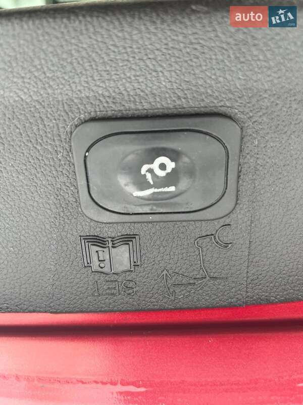 Позашляховик / Кросовер Ford Escape 2015 в Львові фото 11 Позашляховик / Кросовер Ford Escape 2015 в Львові