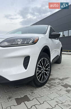 Внедорожник / Кроссовер Ford Escape 2022 в Тернополе