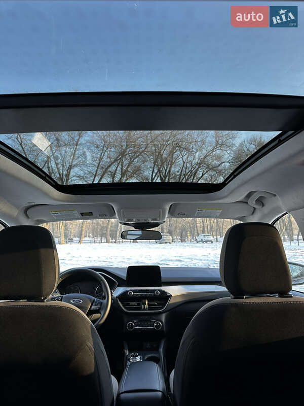 Внедорожник / Кроссовер Ford Escape 2022 в Сумах