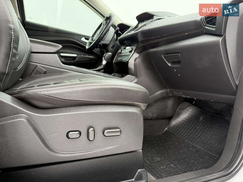 Позашляховик / Кросовер Ford Escape 2017 в Стрию фото 34 Позашляховик / Кросовер Ford Escape 2017 в Стрию