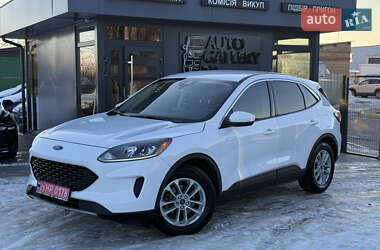 Позашляховик / Кросовер Ford Escape 2020 в Рівному