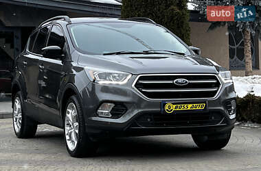 Внедорожник / Кроссовер Ford Escape 2017 в Львове
