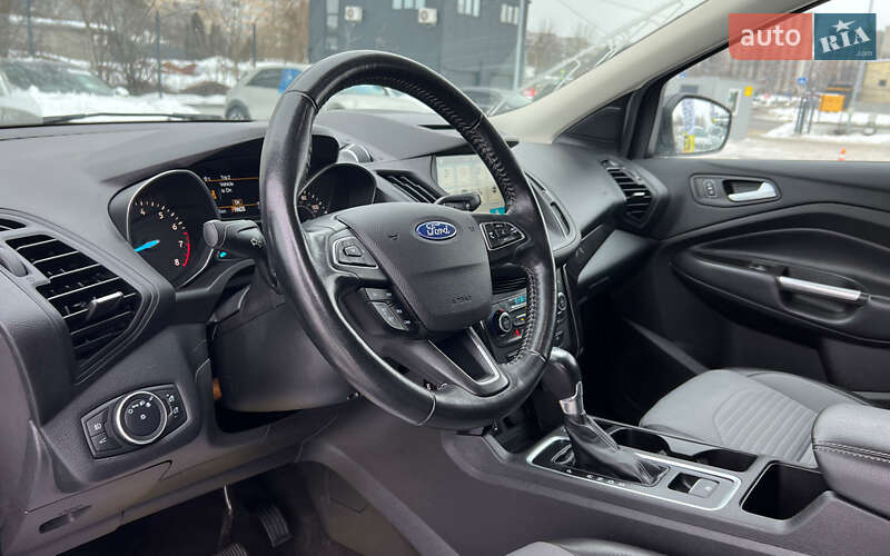 Позашляховик / Кросовер Ford Escape 2018 в Львові