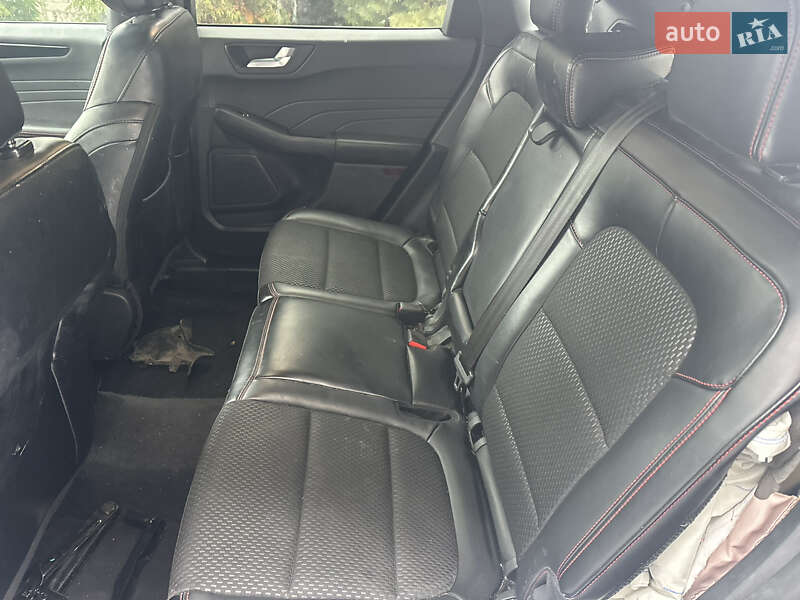 Позашляховик / Кросовер Ford Escape 2024 в Рівному