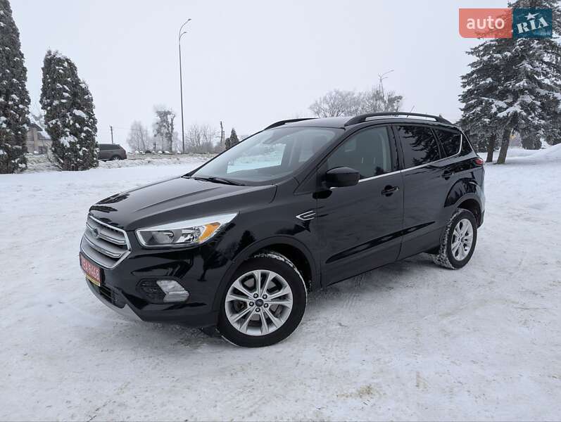 Позашляховик / Кросовер Ford Escape 2018 в Дубні